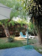Apartment With Garden Close To The Beach