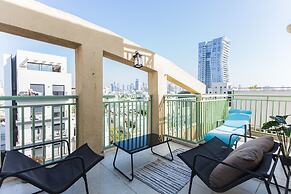 Duplex with Terrace by Hilton Beach
