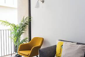 Modern Apartment Walking from the beach