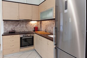 Modern Equipped apt w Balcony GC 3120-02