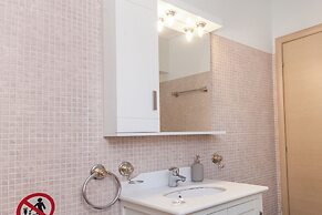 Comfy New Apt w Balcony GC 3360-01