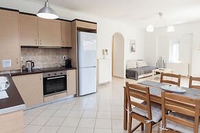 Comfy New Apt w Balcony GC 3360-01