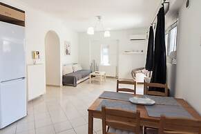 Comfy New Apt w Balcony GC 3360-01