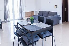 Gorgeous Apt w Magical View GC 3332-02