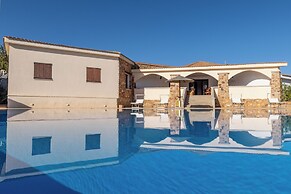 Chic Villa Antonina Studio No2163