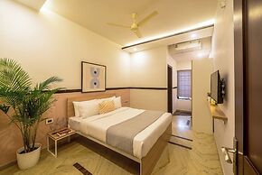 Olive Zip Golflinks by Embassy Group