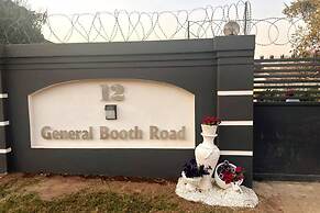 Secure Solar Powered two Bedroomed Haven