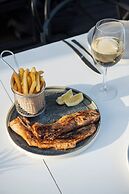 Olive Boutique Hotel