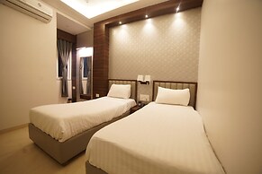 HOTEL MAYUR