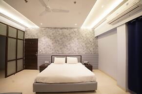 HOTEL MAYUR