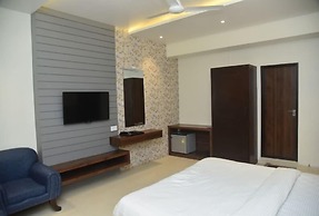 HOTEL MAYUR