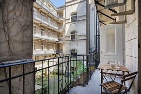 Vaci Boutique Loft Suites