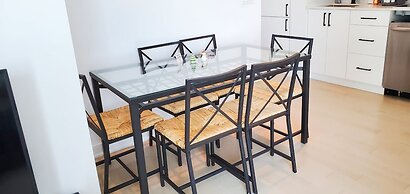 iHost Suites Downtown Toronto