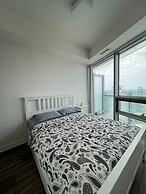 iHost Suites Downtown Toronto