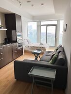 iHost Suites Downtown Toronto