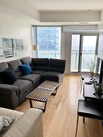 iHost Suites Downtown Toronto