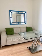 iHost Suites Downtown Toronto