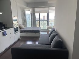 iHost Suites Downtown Toronto