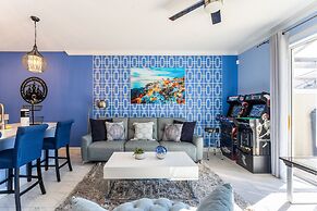 Family Retreat near Disney with Pool & Hot Tub! by RedAwning