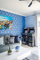 Family Retreat near Disney with Pool & Hot Tub! by RedAwning