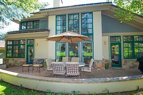 Enclave 137 4 Bedroom Home by RedAwning