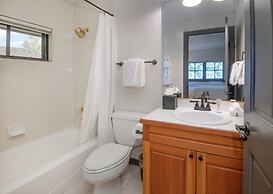 Enclave 137 4 Bedroom Home by RedAwning