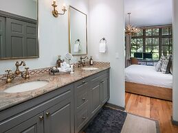 Enclave 137 4 Bedroom Home by RedAwning