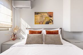 Phaedrus Living Luxury Penthouse Potamianou