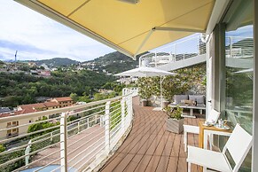 Adelasia 01 - Shared Pool and Parking