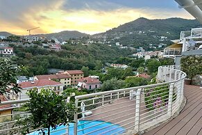 Adelasia 01 - Shared Pool and Parking