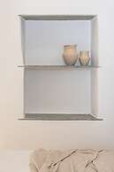 aniko suites White Alley