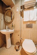 Gulliver Mansion Hotel