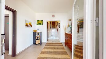 Villa Aries - Torre di Manfria Hill