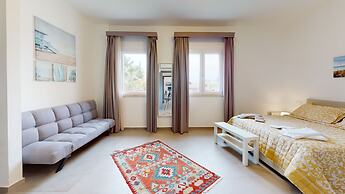 Villa Aries - Torre di Manfria Hill