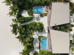 SO/ Maldives