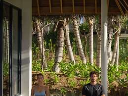 SO/ Maldives