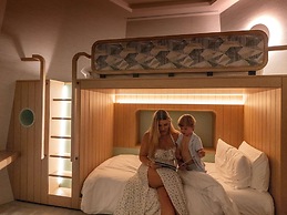SO/ Maldives