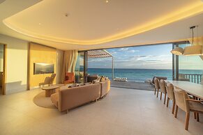 SO/ Maldives