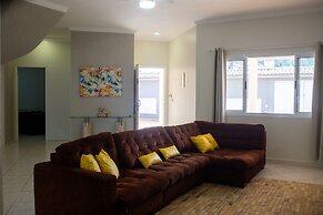 Aconchego dos Sonhos, Piscina Aquecida, 5 Suítes, Área Gourmet