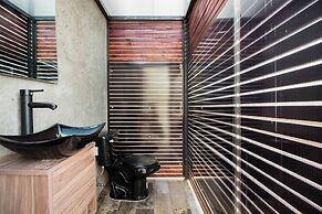 Del Lago Lofts - Nativitas