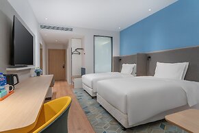 Holiday Inn Express Dangdong City Center by IHG