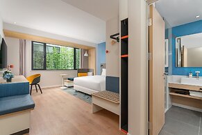 Holiday Inn Express Dangdong City Center by IHG