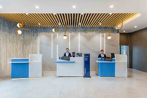Holiday Inn Express Jiangmen East Station by IHG