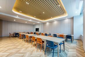 Holiday Inn Express Jiangmen East Station by IHG