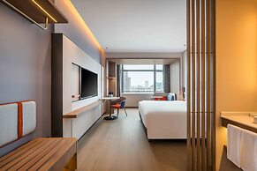 Holiday Inn Express Jiangmen East Station by IHG