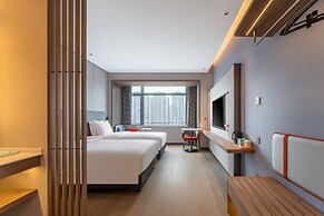 Holiday Inn Express Jiangmen East Station by IHG