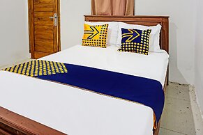 OYO 92183 Komang Resort Klayar