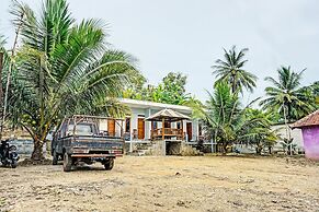 OYO 92183 Komang Resort Klayar