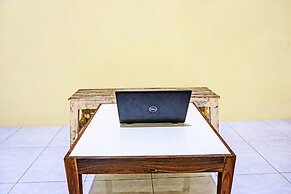 OYO 92183 Komang Resort Klayar