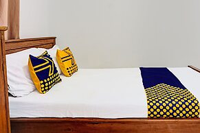 OYO 92183 Komang Resort Klayar